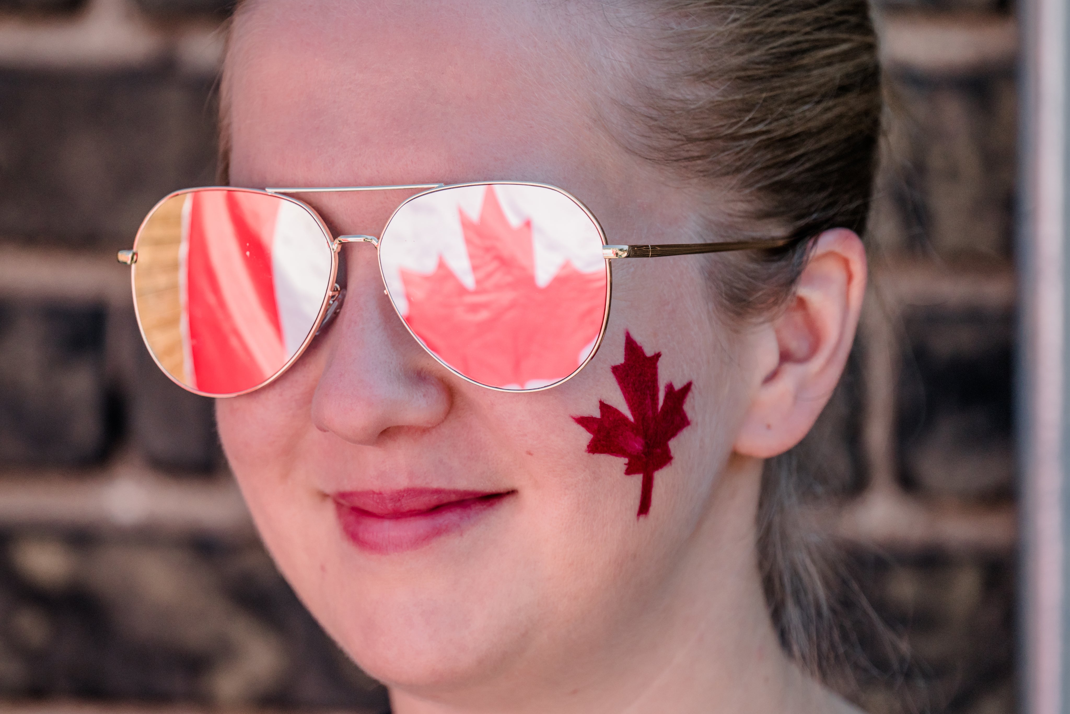 files/woman-facepainted-canada-day.jpg